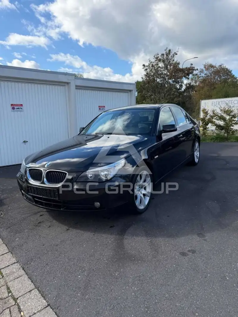 2005 BMW 523