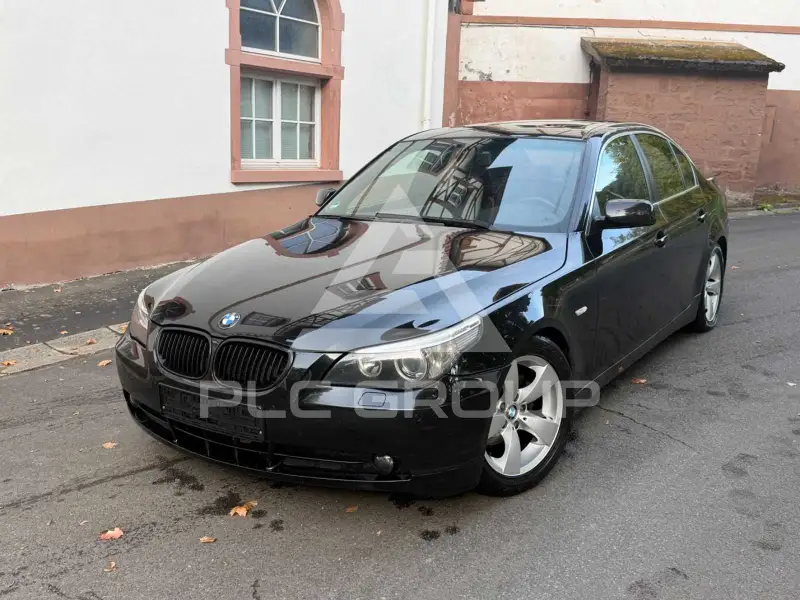2005 BMW 523