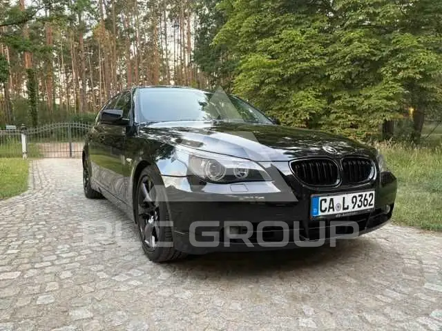 2005 BMW 530