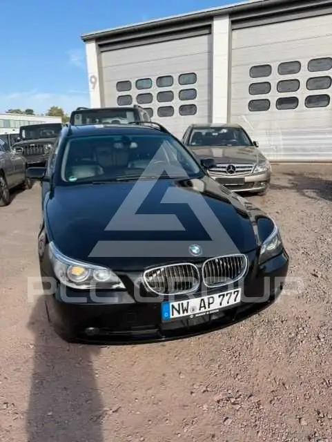 2005 BMW 530