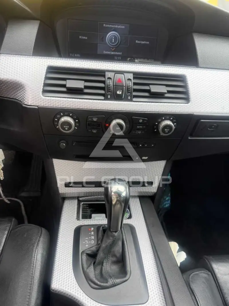 2005 BMW 525