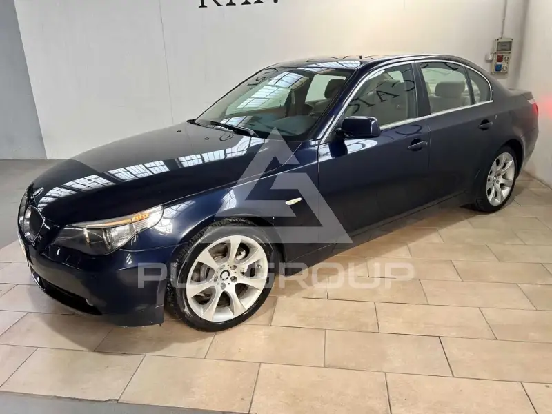 2005 BMW 525