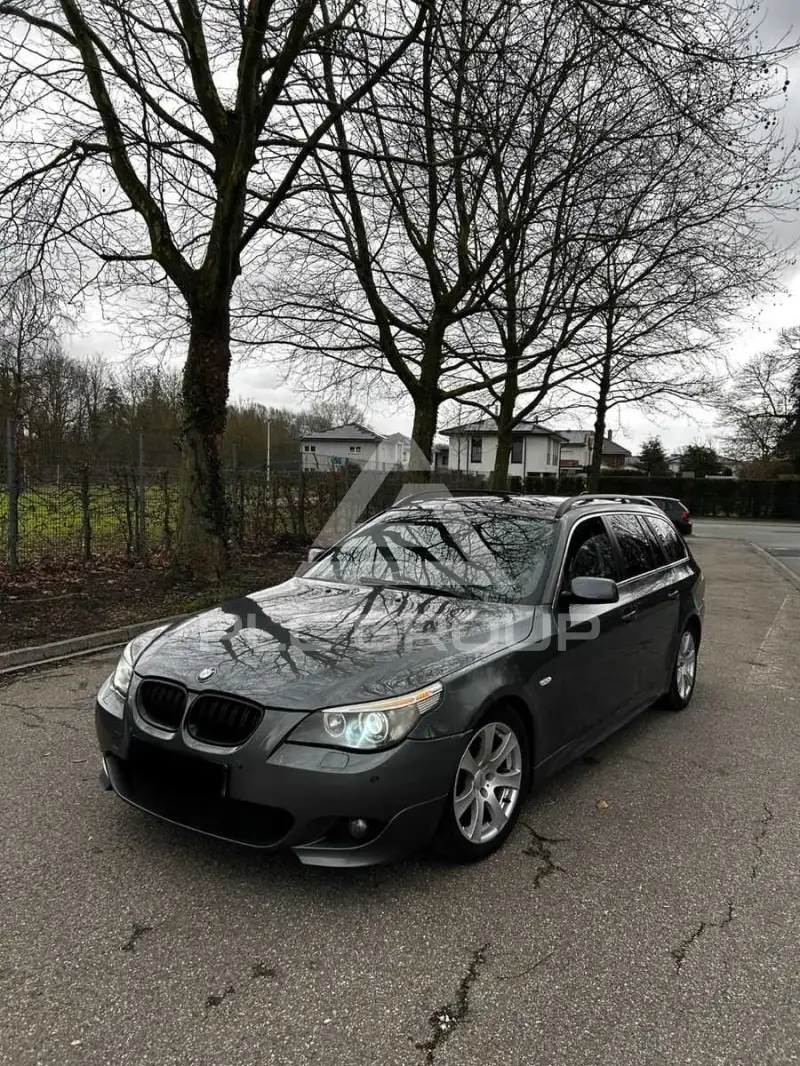 2005 BMW 525