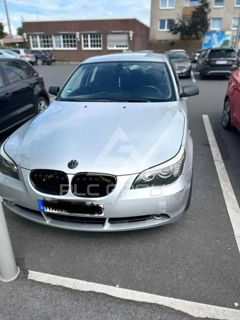 2005 BMW 525