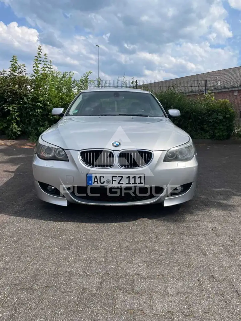 2005 BMW 525