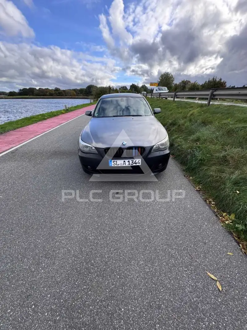2005 BMW 525