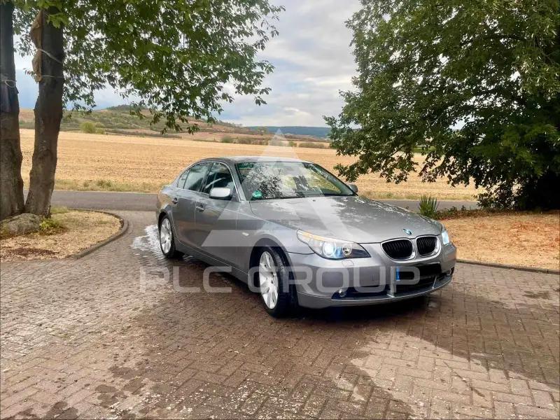 2005 BMW 525