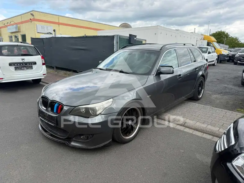 2005 BMW 525