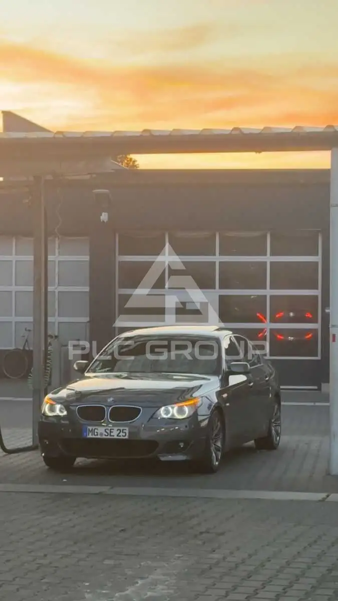 2005 BMW 525