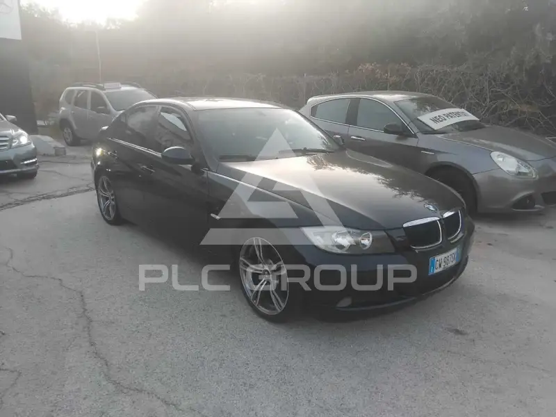 2005 BMW 320
