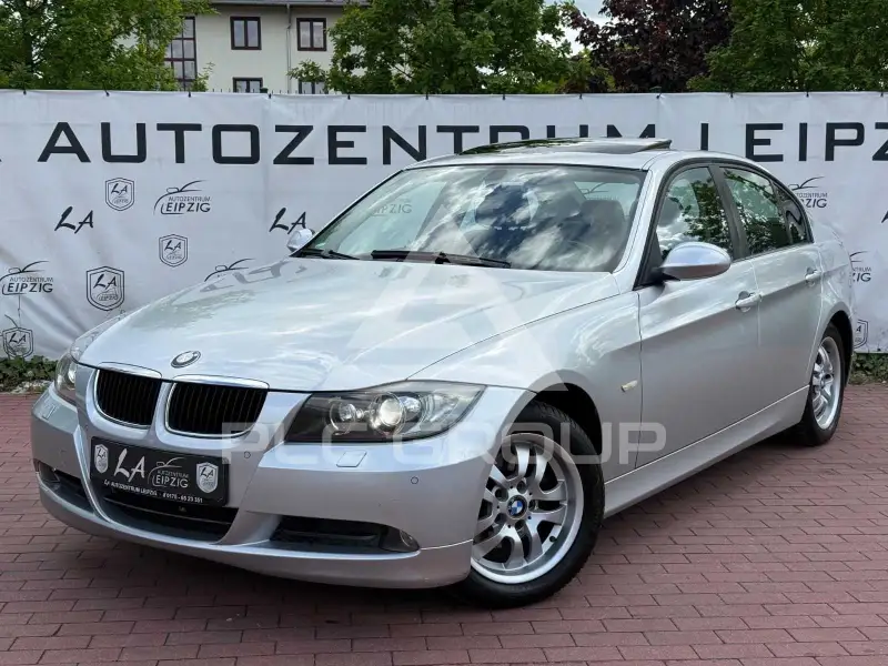2005 BMW 320