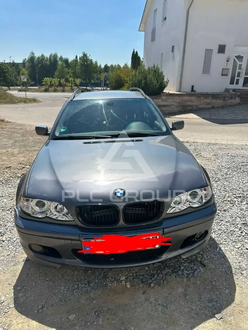 2005 BMW 320
