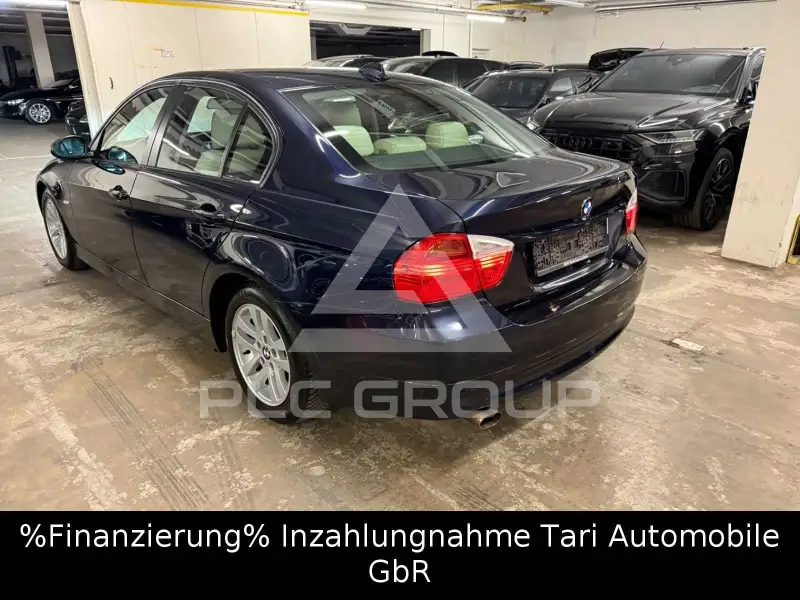 2005 BMW 320