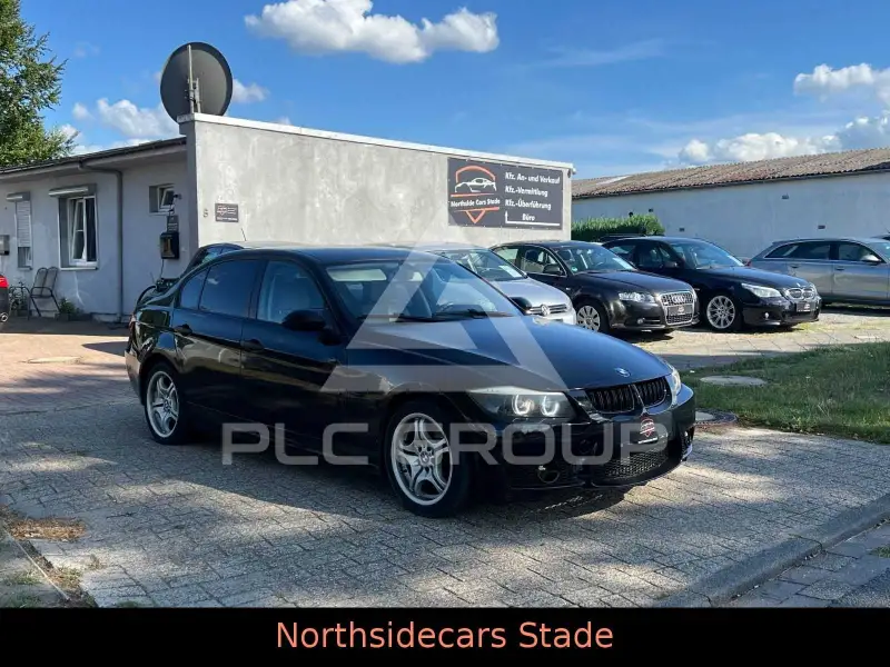 2005 BMW 320