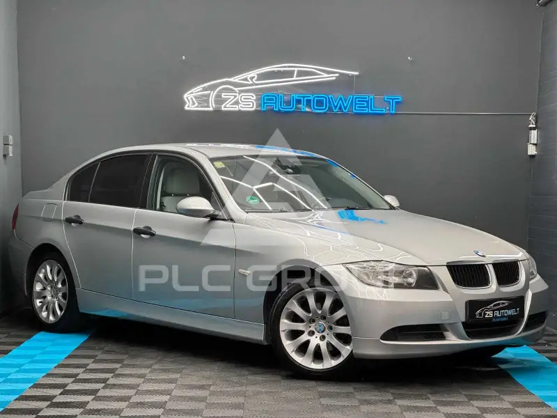 2005 BMW 320