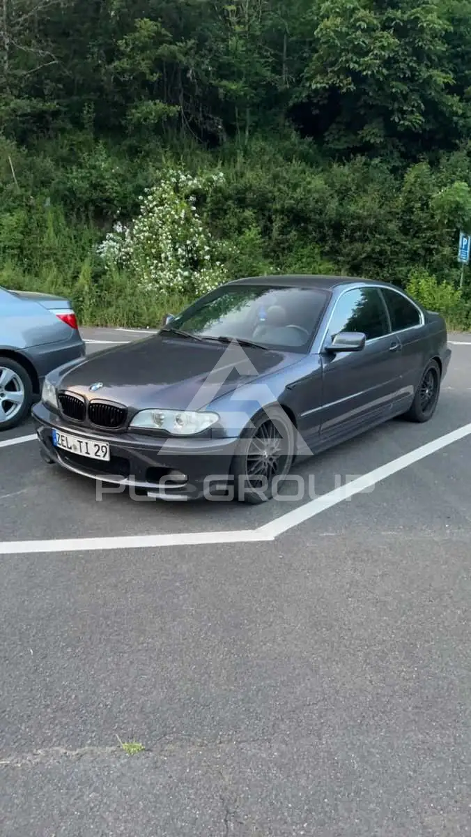 2005 BMW 320