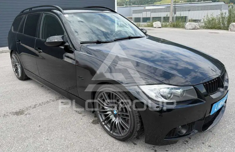 2005 BMW 330
