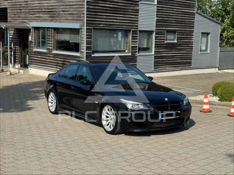 2005 BMW M5