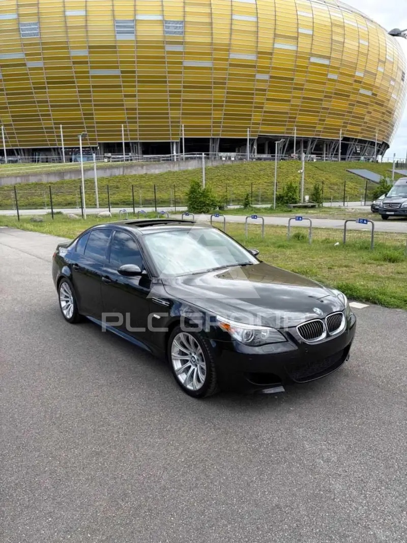 2005 BMW M5