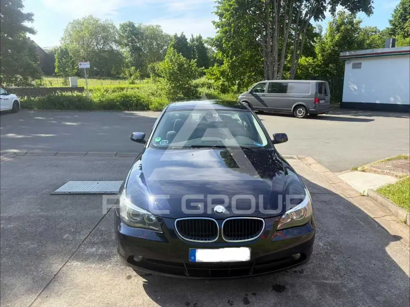 2005 BMW 520