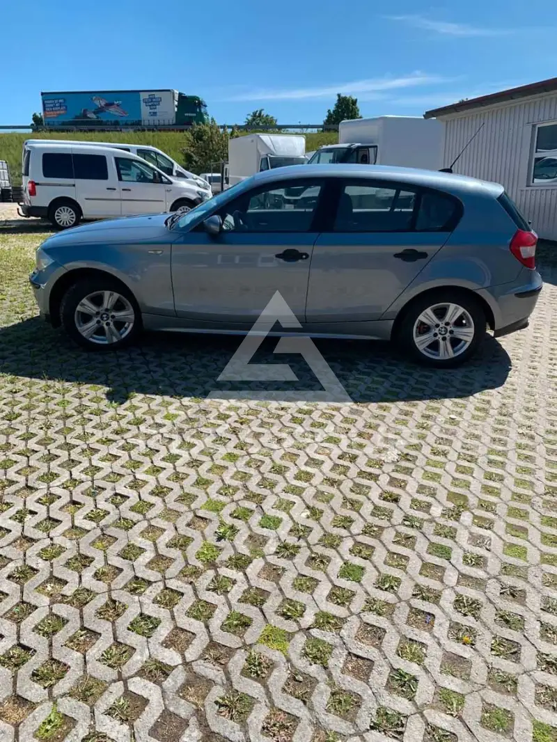 2005 BMW 116