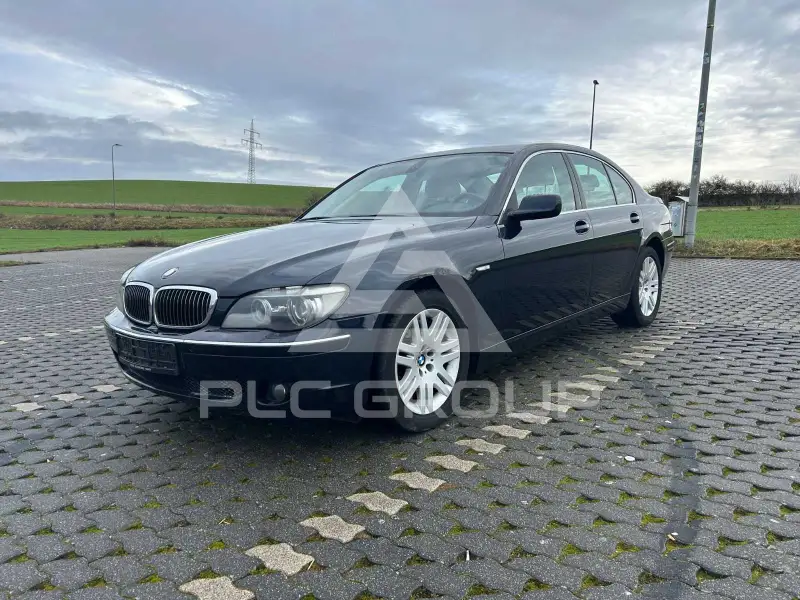 2005 BMW 730