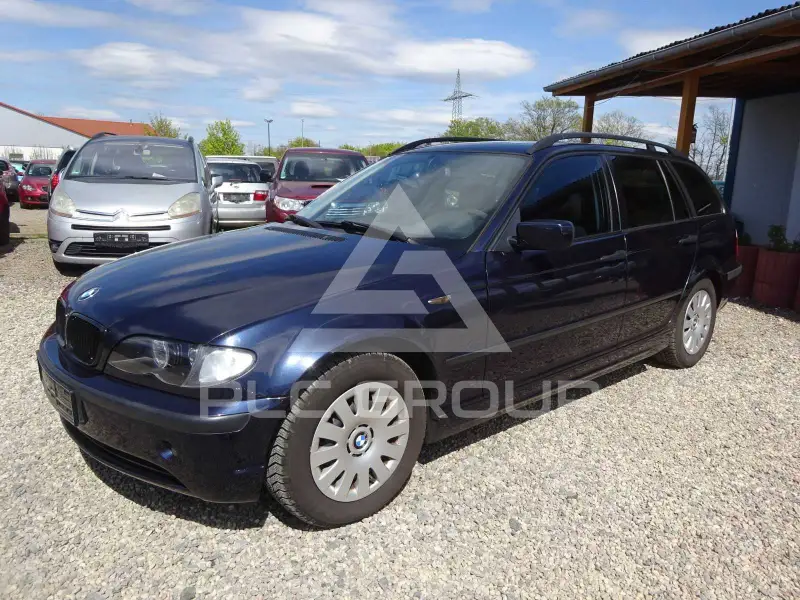 2005 BMW 318