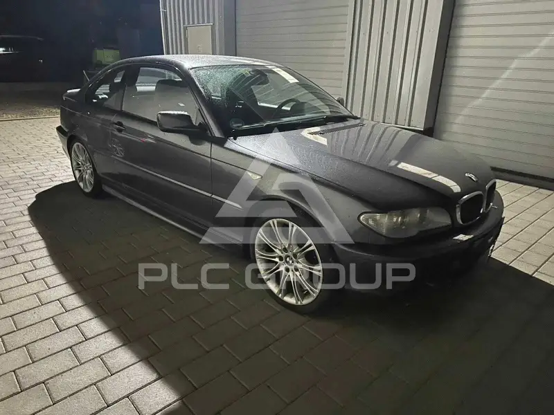2005 BMW 318