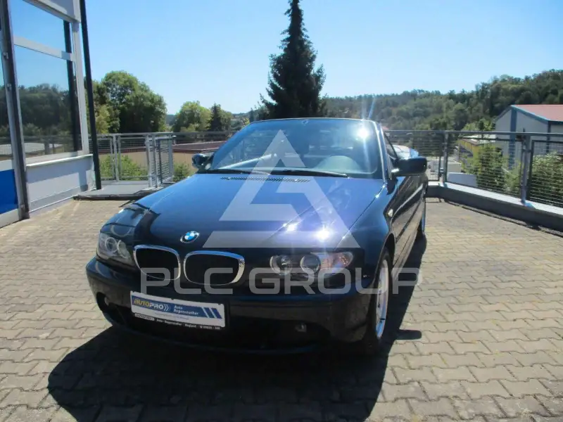 2005 BMW 318