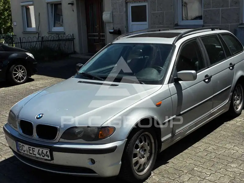 2005 BMW 318