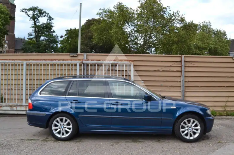 2005 BMW 318
