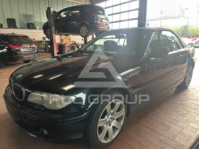 2005 BMW 318