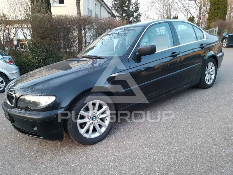 2005 BMW 318