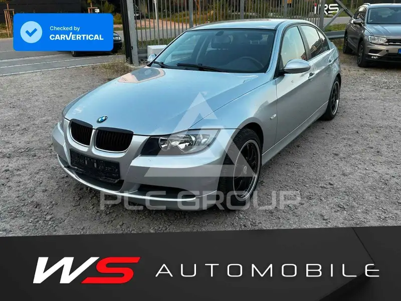 2005 BMW 318
