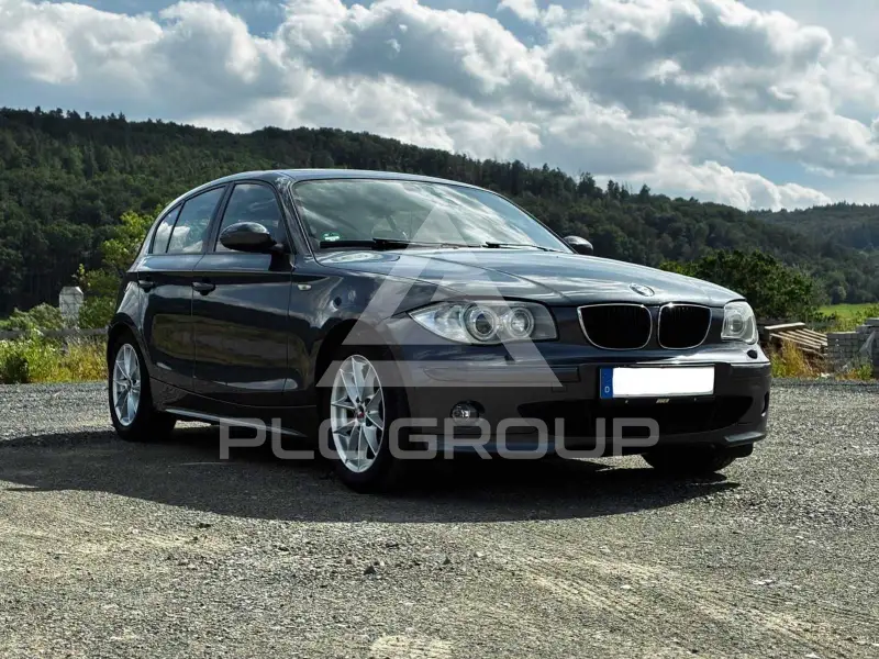 2005 BMW 120