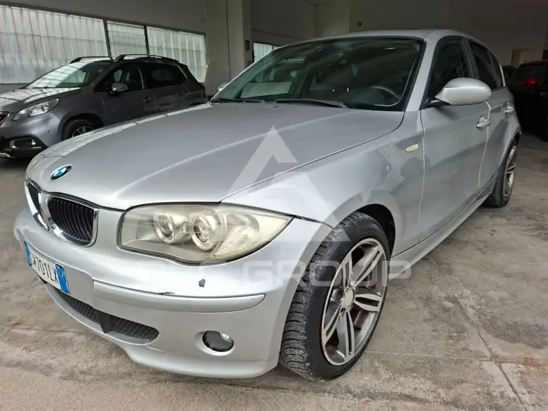 2005 BMW 120