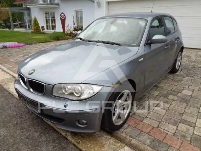 2005 BMW 120