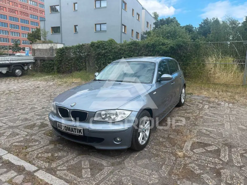 2005 BMW 120