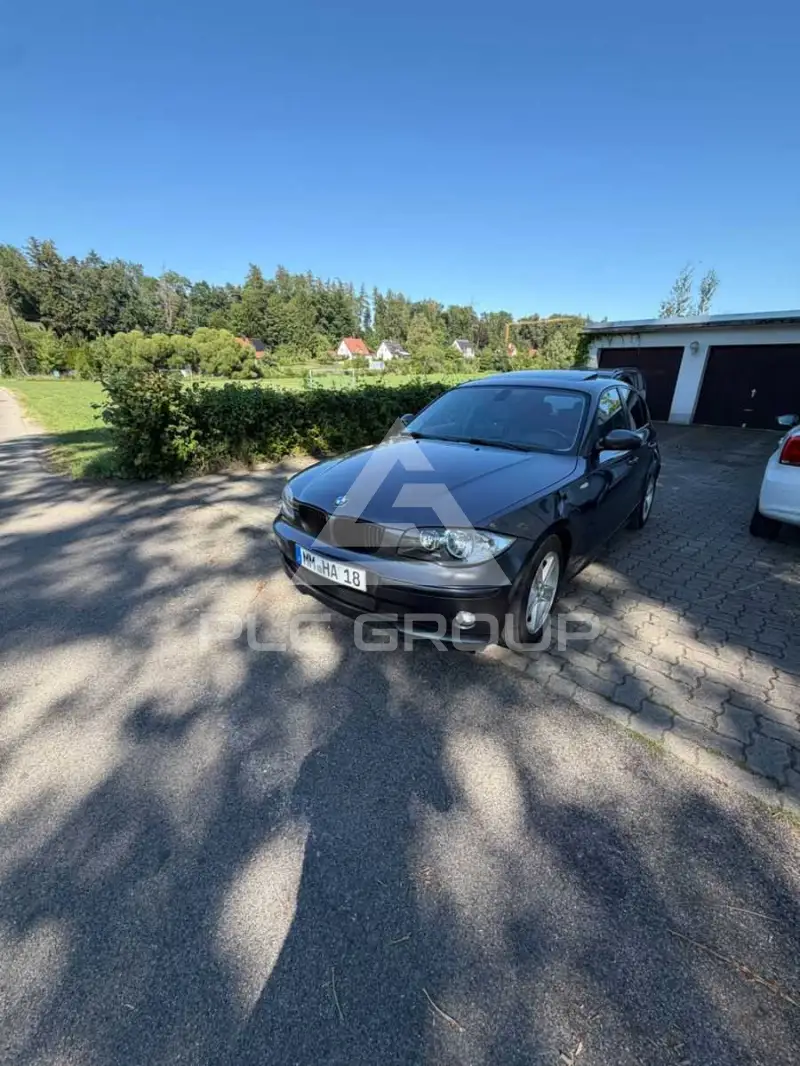 2005 BMW 120