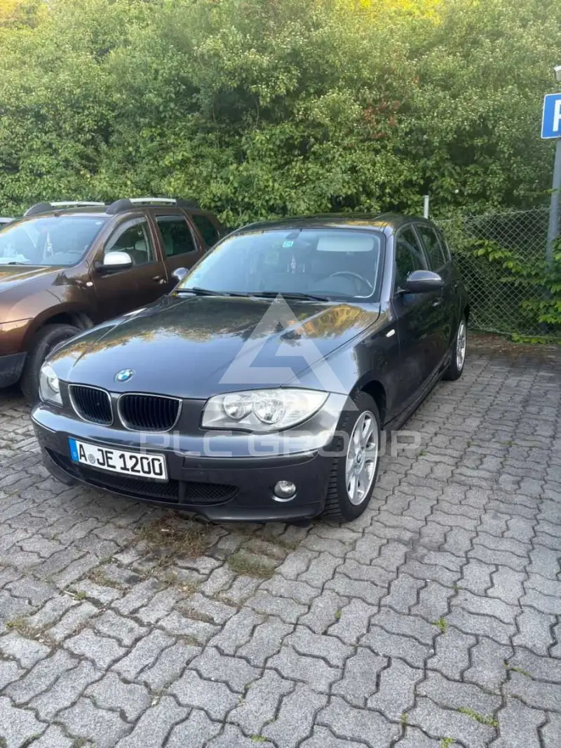 2005 BMW 120