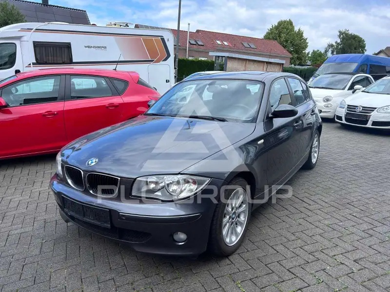 2005 BMW 120