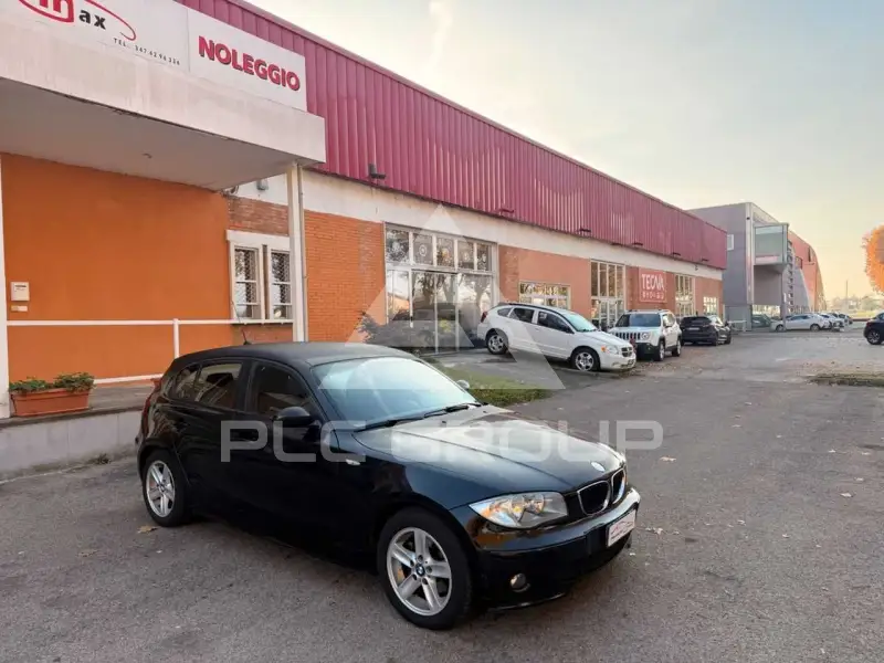 2005 BMW 120