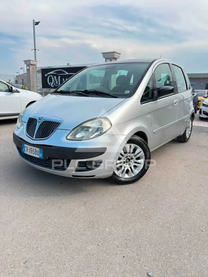 2005 Lancia Musa
