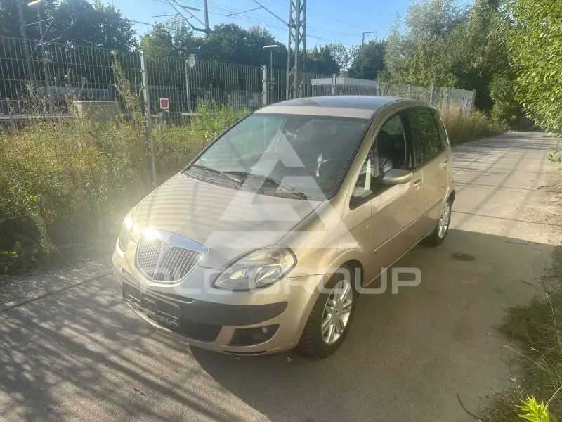 2005 Lancia Musa