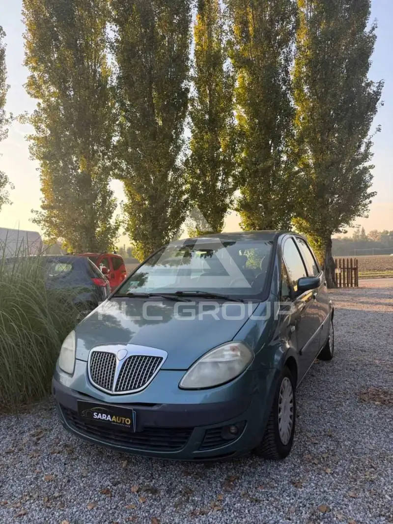 2005 Lancia Musa