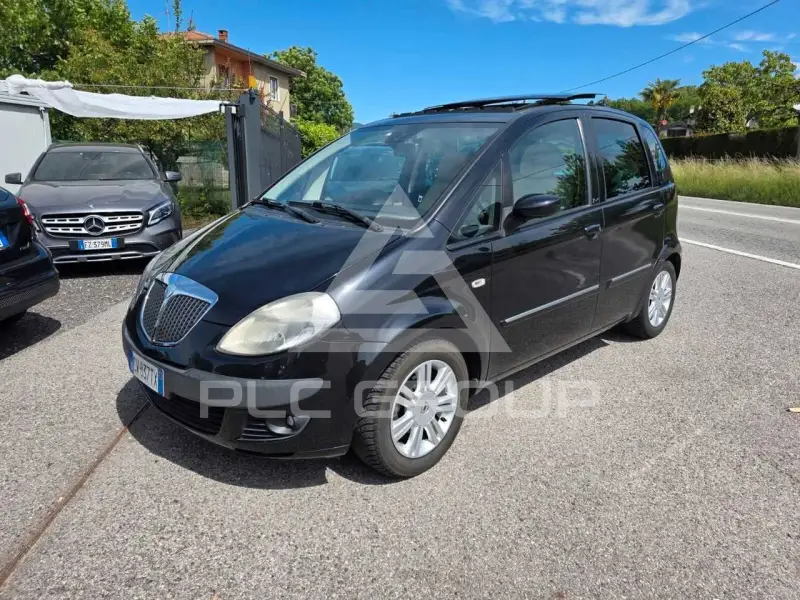 2005 Lancia Musa