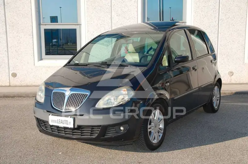2005 Lancia Musa