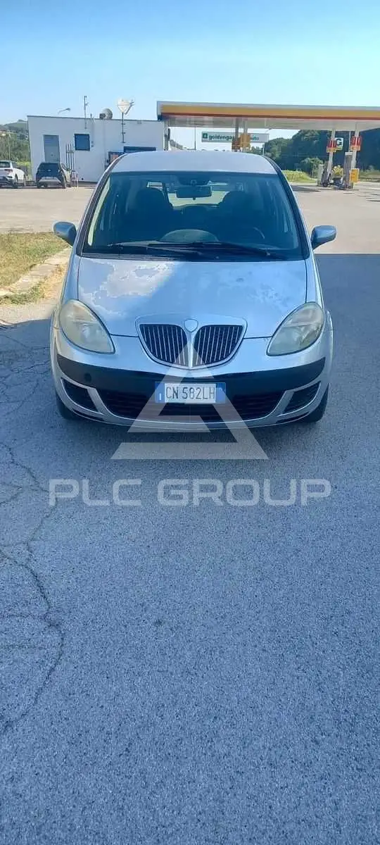 2005 Lancia Musa
