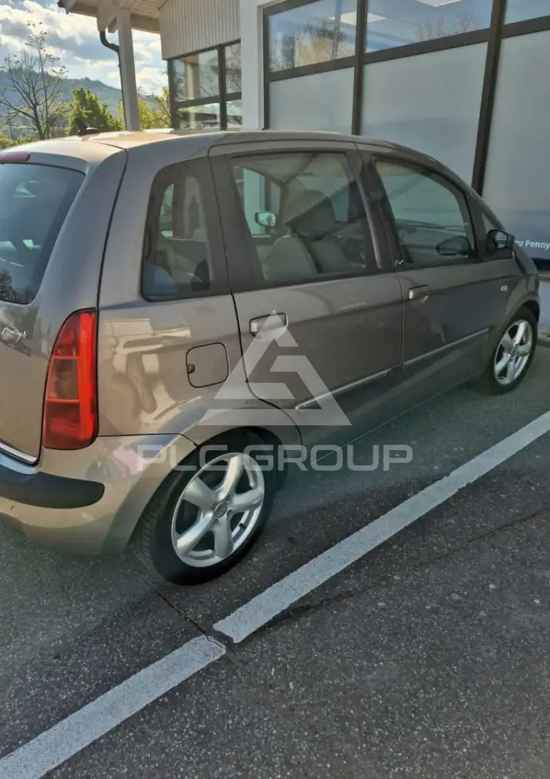 2005 Lancia Musa