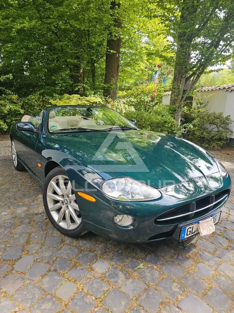 2005 Jaguar XK8